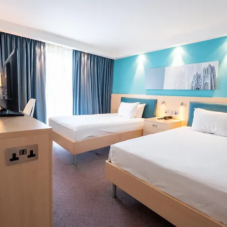 Hampton By Hilton Bristol Airport Hotel Redhill  Exterior photo
