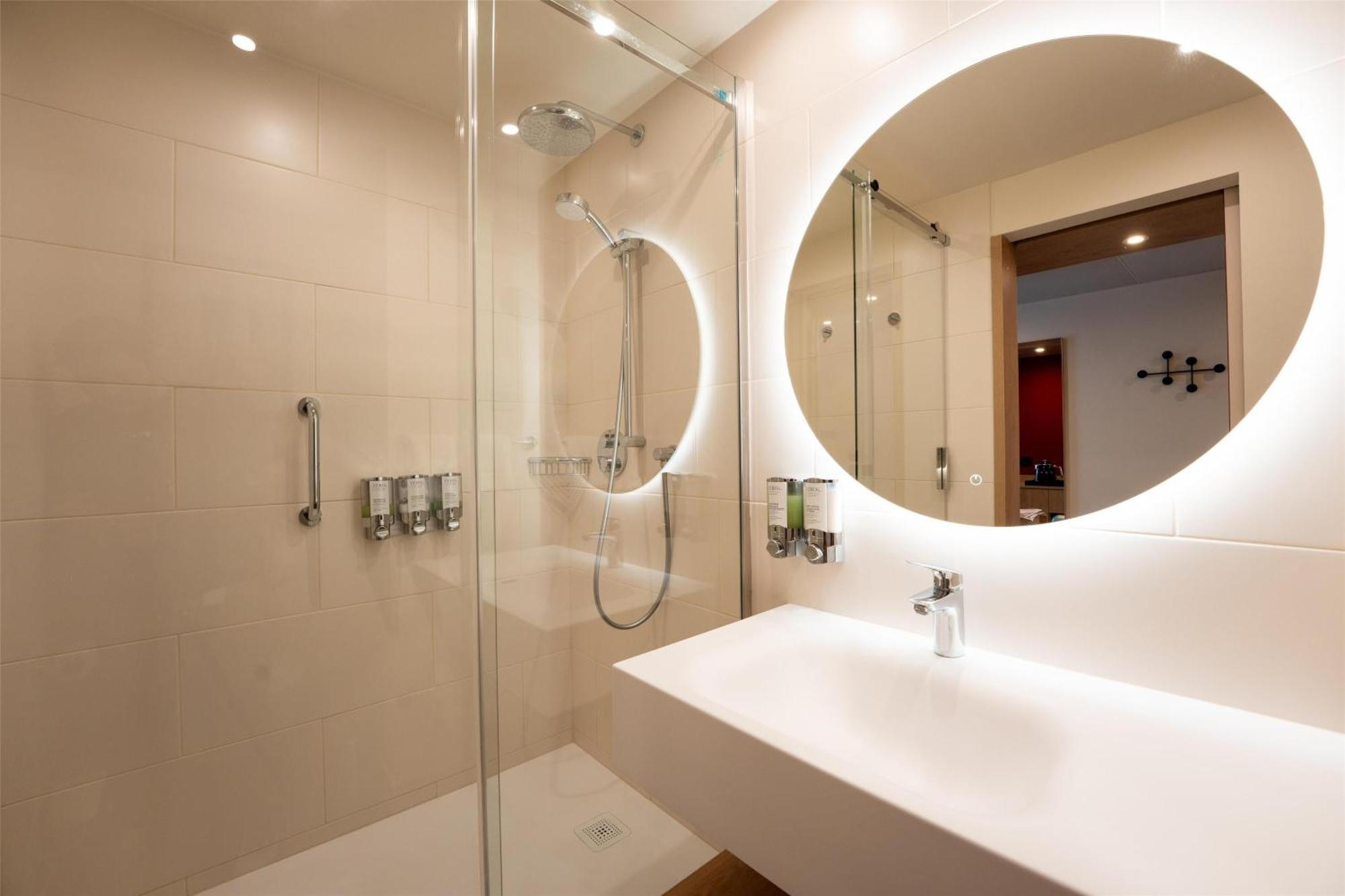 Hampton By Hilton Bristol Airport Redhill (Somerset)