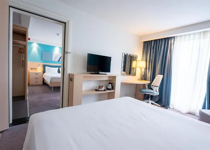 Hampton By Hilton Bristol Airport