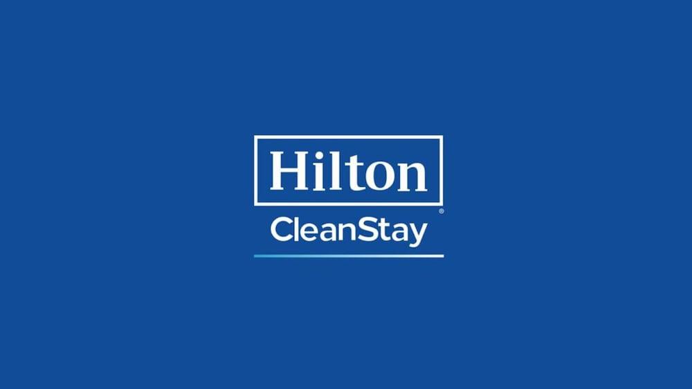 Hampton By Hilton Bristol Airport Hotel 3*