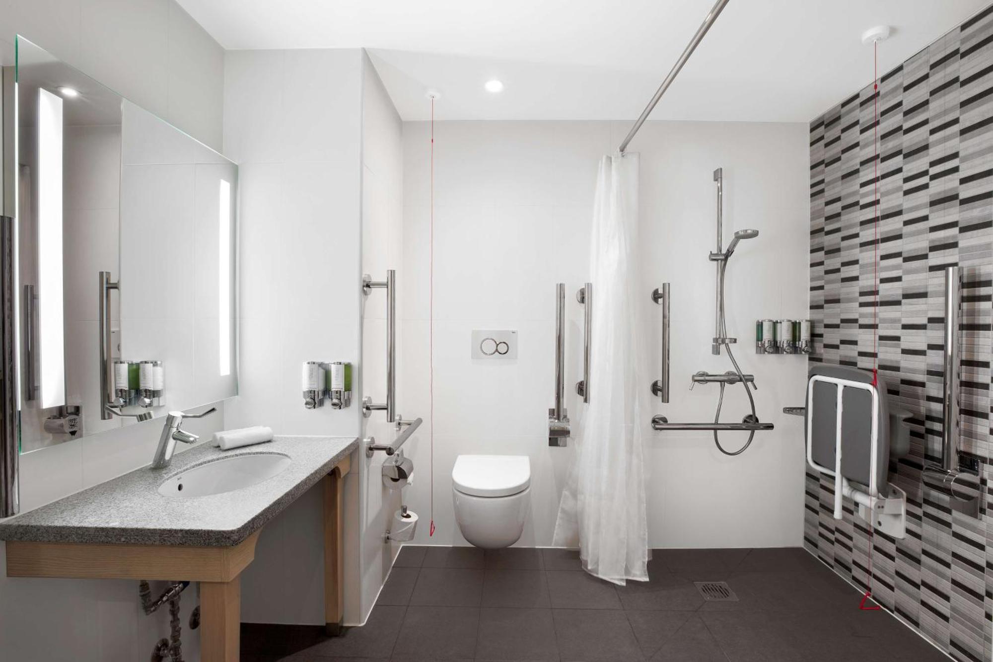 Hotel Hampton By Hilton Bristol Airport