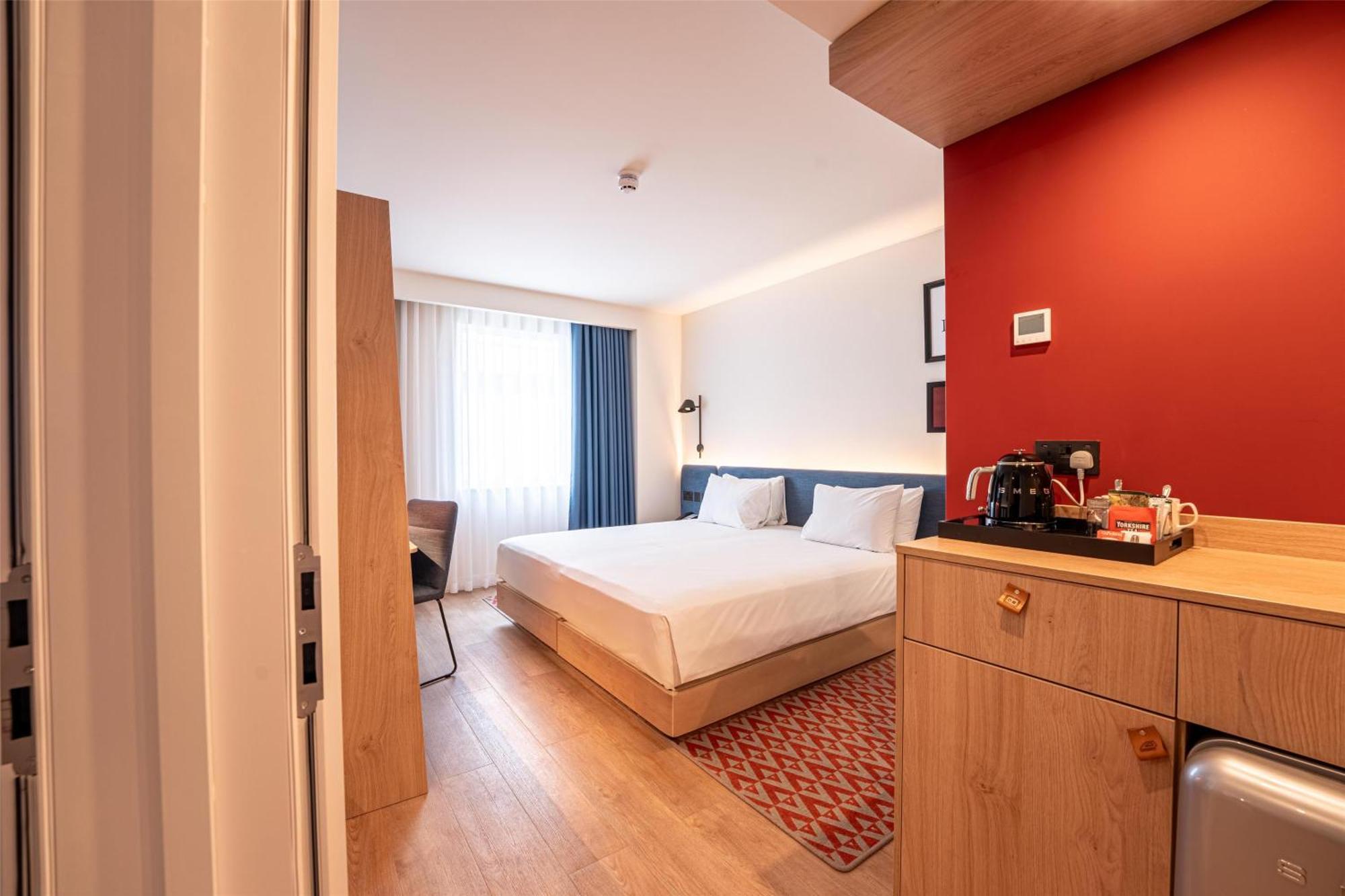 Hampton By Hilton Bristol Airport Hotel