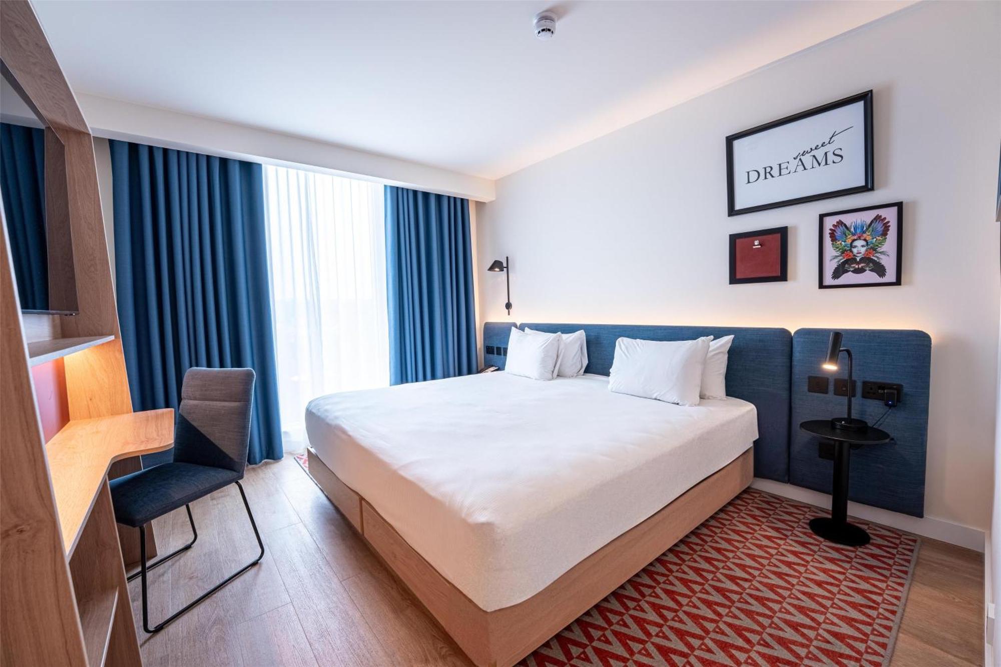 Hampton By Hilton Bristol Airport