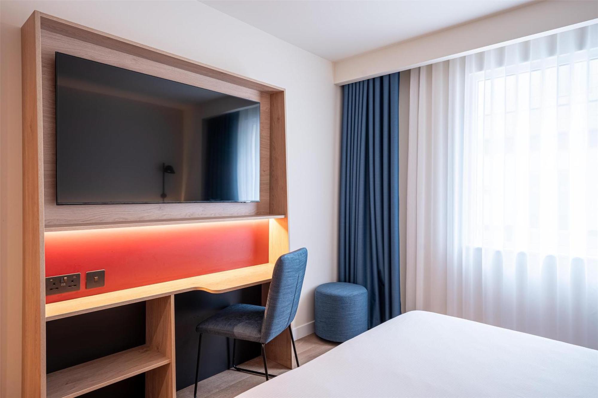 Hampton By Hilton Bristol Airport Hotel Redhill (Somerset)
