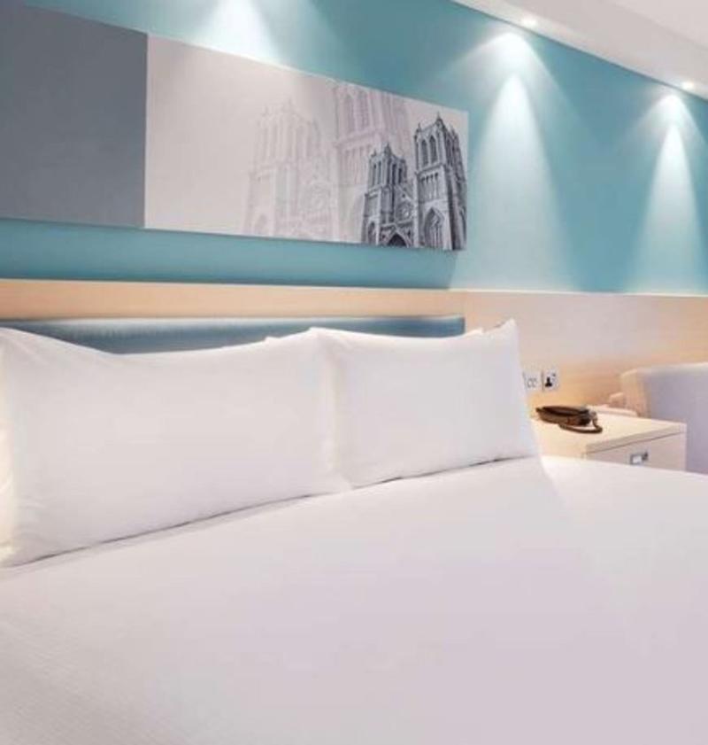Hampton By Hilton Bristol Airport Redhill (Somerset)